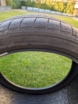 Pneu Bridgestone Turanza Eco 235/45R21 101T a 255/40R21 102T - 2