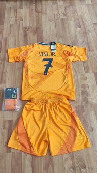 Nový detský dres Real Madrid - Viní jr - 2