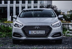 Hyundai i40 cw 1,7 crdi 104 kw - 2