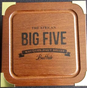 The African Big Five - Buffalo od Mauquoy - 2