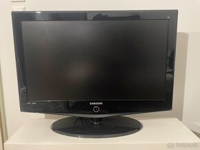 Predam LCD  TV Samsung 32’’ (81cm) - 2