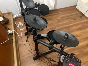 Bicie alesis turbo mesh kit - 2