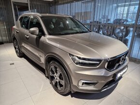 VOLVO XC40 B4 145kW AT8,V ZÁRUKE, ODPOČET DPH - 2