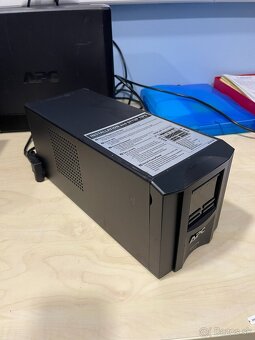 APC Smart-UPS 750 VA LCD 230 V so SmartConnect - 2