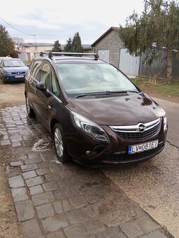 Opel Zafira Tourer 2.0 CDTi ECOTEC 130k Cosmo - 2