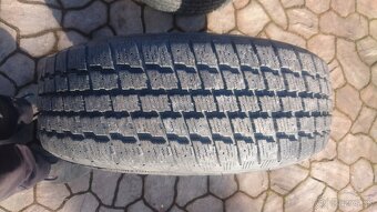 Zimné pneu 205/70 r15 - 2