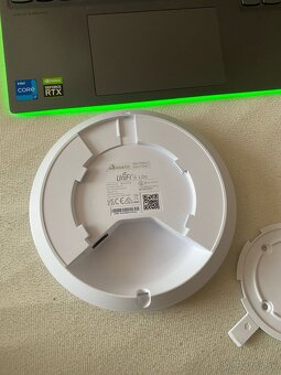 Ubiquiti UniFi AP 6 Lite - 2