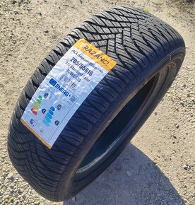 Celoročne pneu TRAZANO 205/55 R16 nové - 2