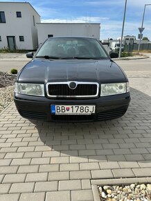 Škoda Octavia 1.6 Ambiente - 2