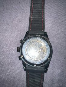 hodiny TAG heuer - 2