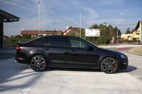 Škoda Octavia 2.0 TSI 245k RS DSG - 2