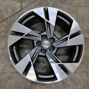 Kvalitné hliníkové disky AUDI E-TRON 5x112 R20 ET38 - 2