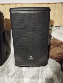 JBL 715 eon - 2