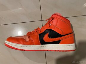 Jordan 1 mid rush orange - 2