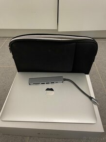 Apple MacBook 12 8/256gb - 2