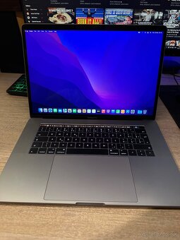 Apple MacBook Pro 15” TouchBar - 2