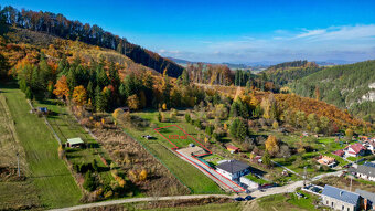 Stavebný pozemok Lietava priamo pod Hradom - 2