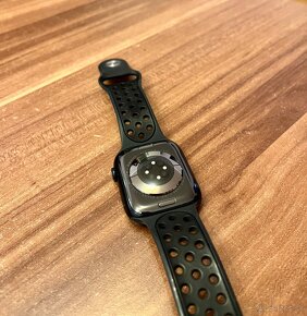 Apple Watch 8 - 2