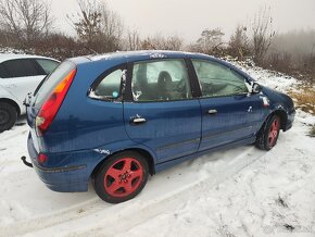 Almera tino 2.2 diesel - 2