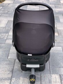 Autosedačka Maxi Cosi Cabriofix + iSize základňa - 2