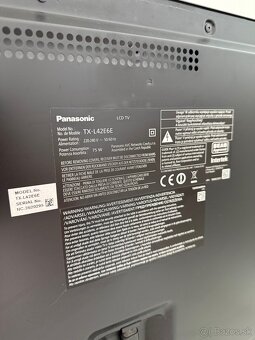 Panasonic VIERA TX-L42E6E - 2