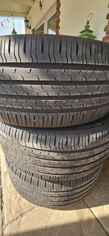 Pneu 245/45 R18 - 2