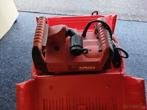 DRAZKOVACKA HILTI DC SE20 JE AKO NOVA - 2