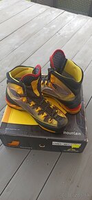 predám turistické topánky La Sportiva - 2