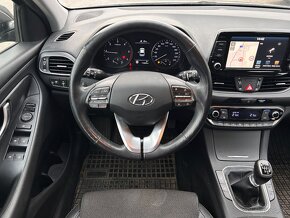 Hyundai i30CW 1.6 CRDi M6 STYLE - 2