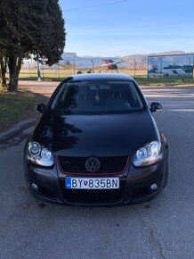 Volkswagen Golf 5 - 2