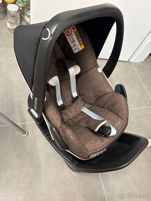 Vajíčko Maxi Cosi Pebble plus + isofix báza - 2