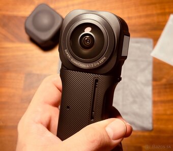 Insta360 ONE RS 1-Inch 360 v perfektnom stave - 2