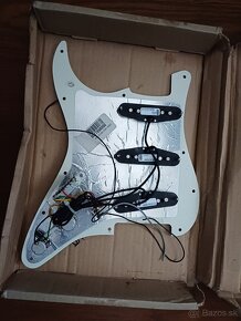 Komplet pickguard - 2