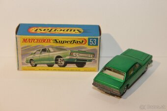 Matchbox SF Ford Zodiac MK.IV - 2