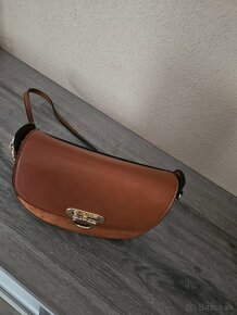 hnedá crossbody kabelka - 2