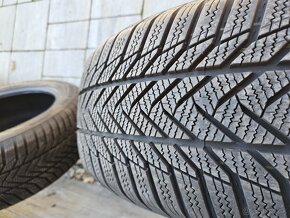 Zimna sada 215/55 R17 - 2