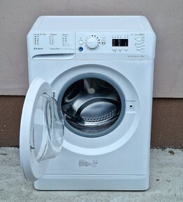 Automatická práčka INDESIT (BWSA61053) - 2