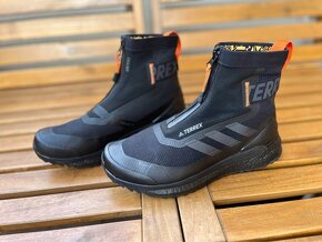 OBUV ADIDAS TERREX FREE HIKER COLD.RDY HIKING - 2