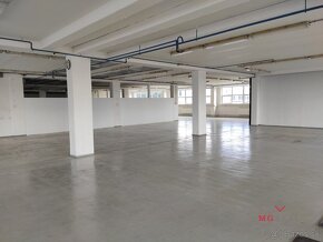 Prenájom skladovacích priestorov 1220 m2 v priemyselnej zóne - 2