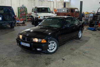 BMW E36 Coupe 318 IS M-packet - 2