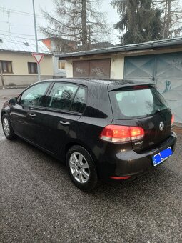 Volkswagen Golf VI 1.6 TDI Bluemotion 2012 Po 1.Majitelovi - 2