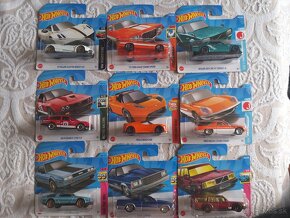 Hot Wheels - 2