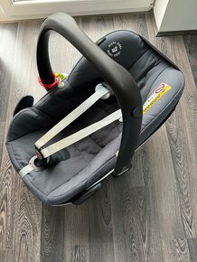 Maxi Cosi Pebble Pro i-Size + Isofix základňa Family Fix2 - 2