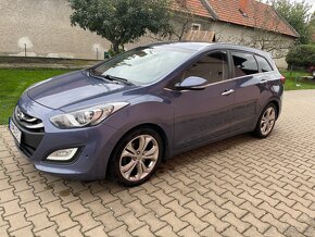 Hyundai i30 CW kombi 1.6i CRDi HP 16V DOHC Style, 94kW, M6, - 2