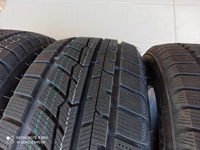 zimne pneu 225/45 R18 - 2