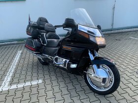 Predam motocykel Honda Gold Wing - 2