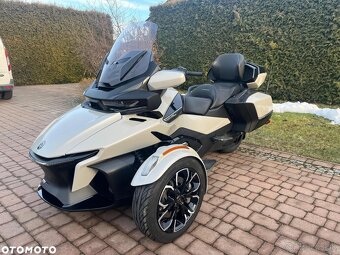 Can Am Spyder - 2