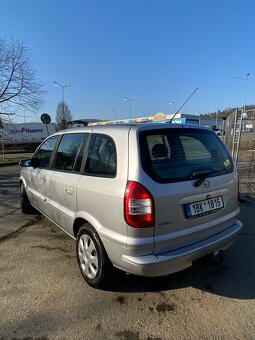 Opel Zafira 1.8 16V - 2