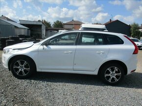 VOLVO XC60 D4 133kw AWD Geartronic 09/2014 nepojízdná - 2