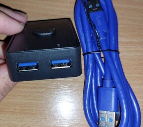 USB 3.0 2v1 switch - 2